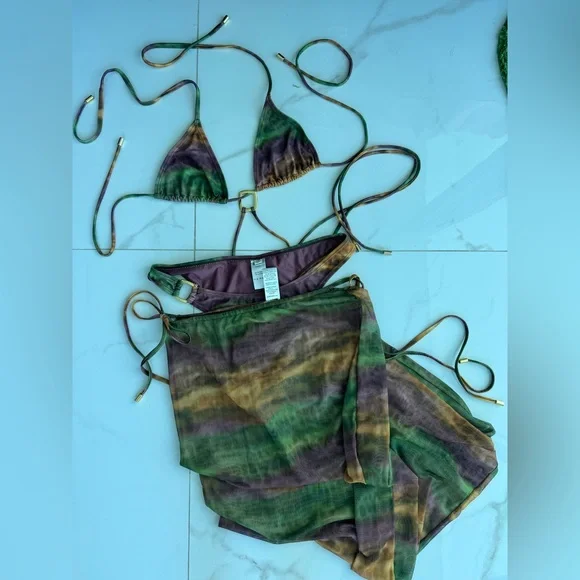 Simmi London animal print 3 piece swimsuit & coverup - Picture 2 of 10